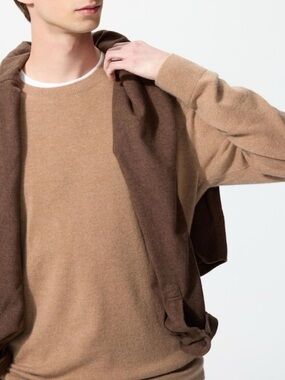 UNIQLO 100% cashmere crewneck long sleeve sweater XL timeless old money fall